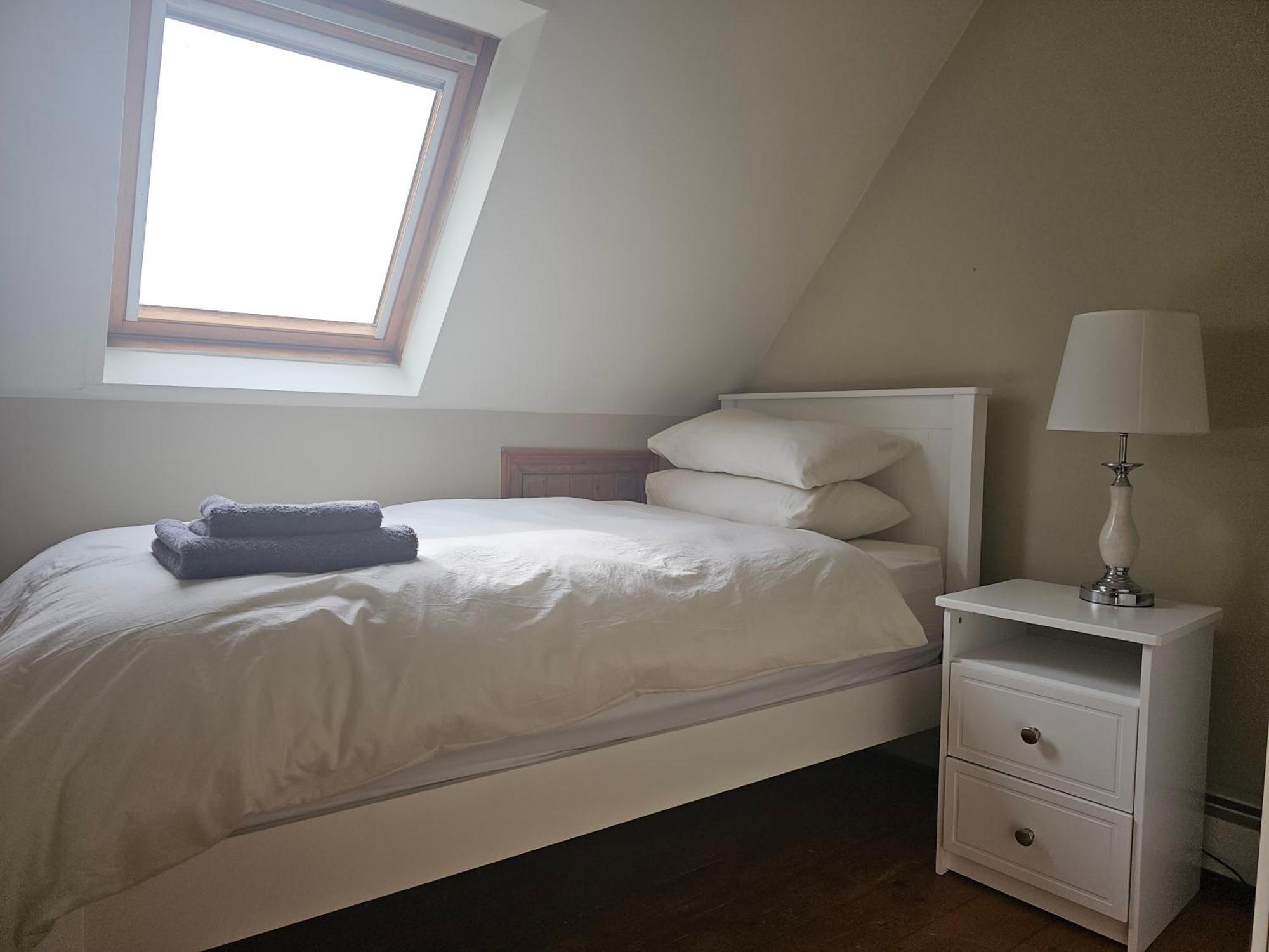 Longford Holiday Red Rose Self Catering Cottage Экстерьер фото
